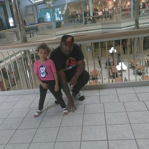 Meet your Posher, Evan